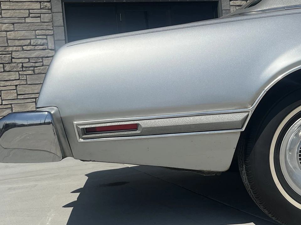 1976 Ford Thunderbird 6th Gen - Image 22 of 31