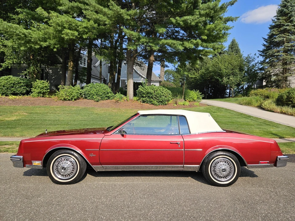 1984 Buick Riviera 4th-7th Gen - Image 7 of 31