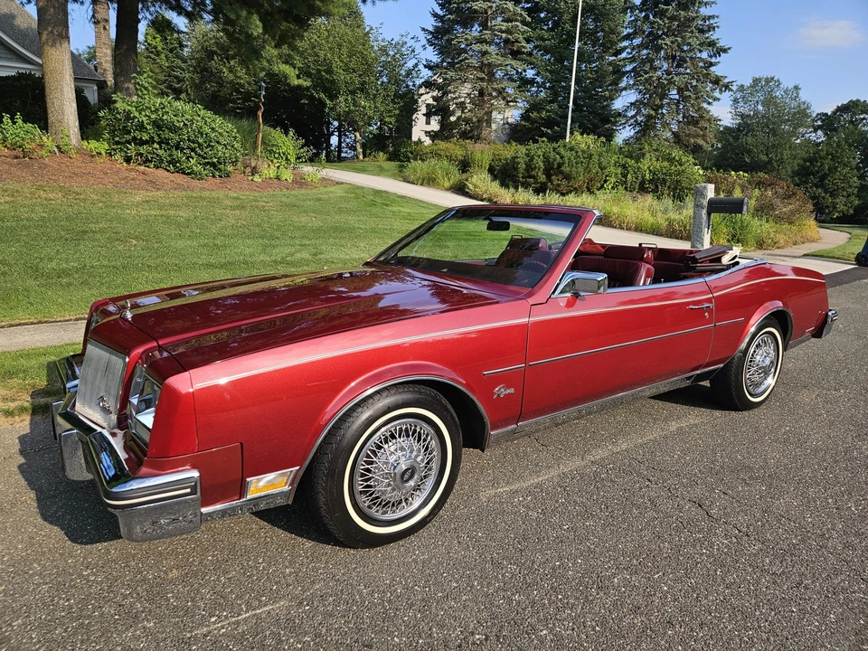 1984 Buick Riviera 4th-7th Gen - Image 20 of 31