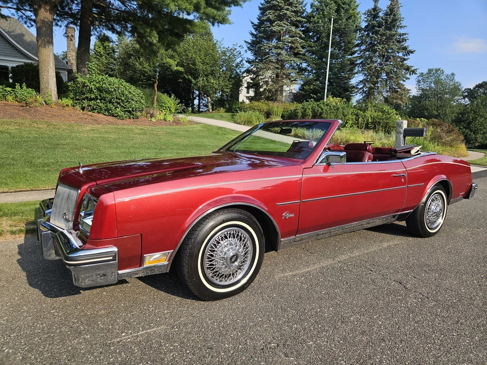 1984 Buick Riviera 4th-7th Gen - Image 21 of 31