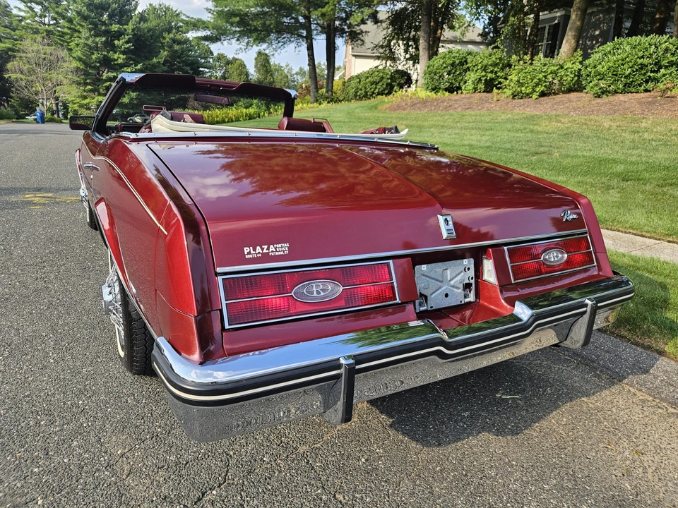1984 Buick Riviera 4th-7th Gen - Image 26 of 31