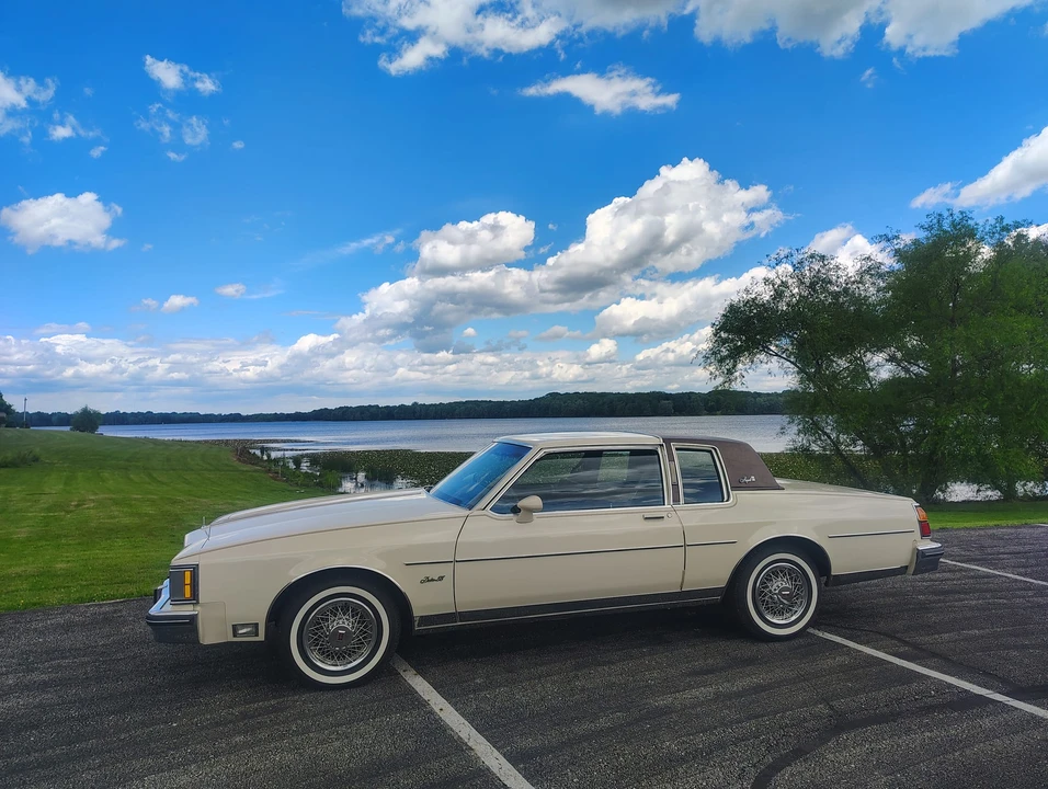 1984 Oldsmobile 88 - Image 3 of 31