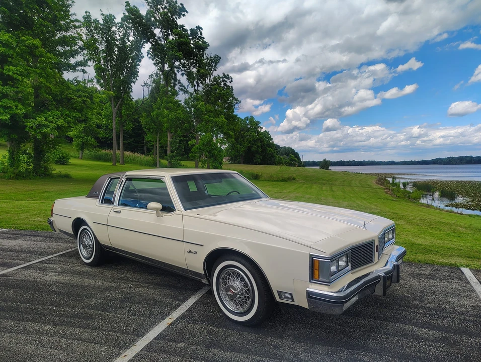 1984 Oldsmobile 88 - Image 9 of 31