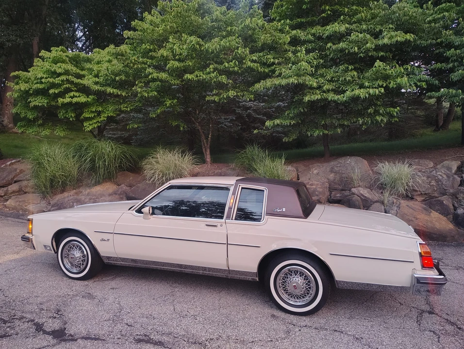 1984 Oldsmobile 88 - Image 29 of 31