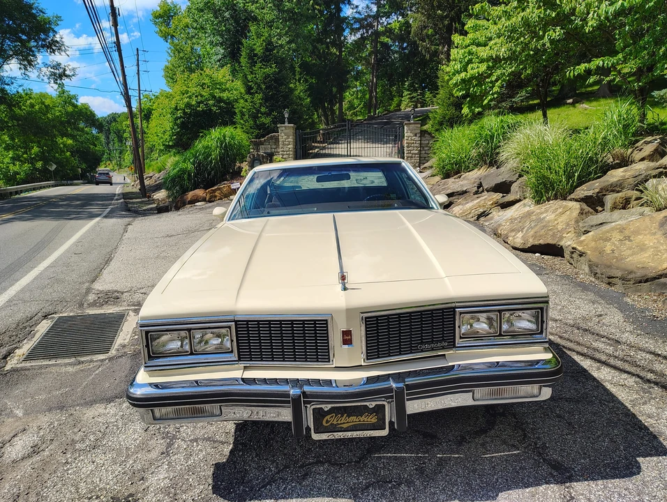 1984 Oldsmobile 88 - Image 13 of 31