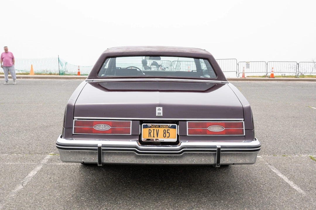 1985 Buick Riviera 4th-7th Gen - Image 7 of 31