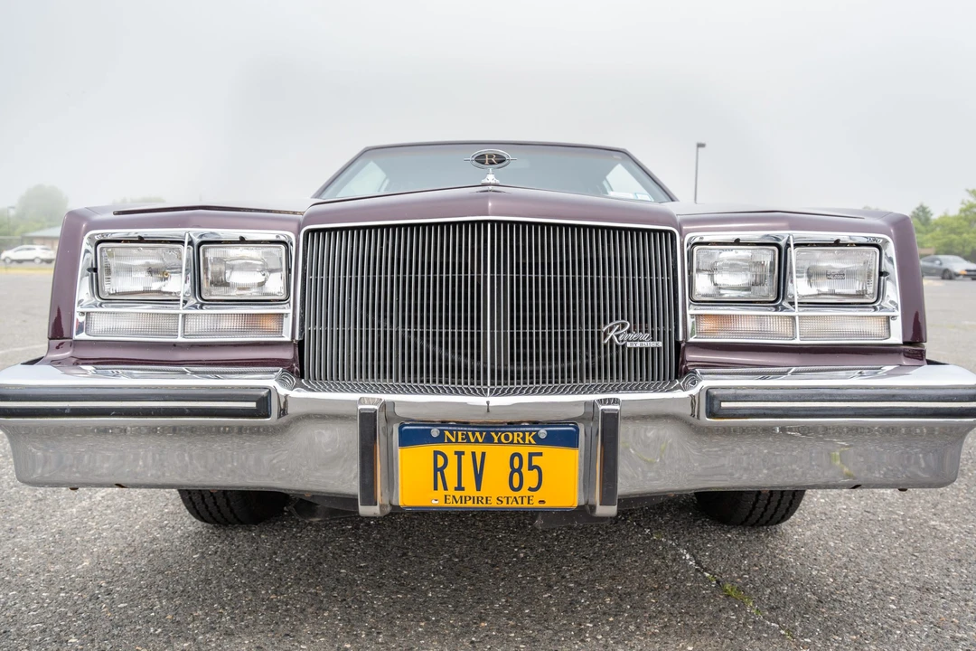 1985 Buick Riviera 4th-7th Gen - Image 11 of 31