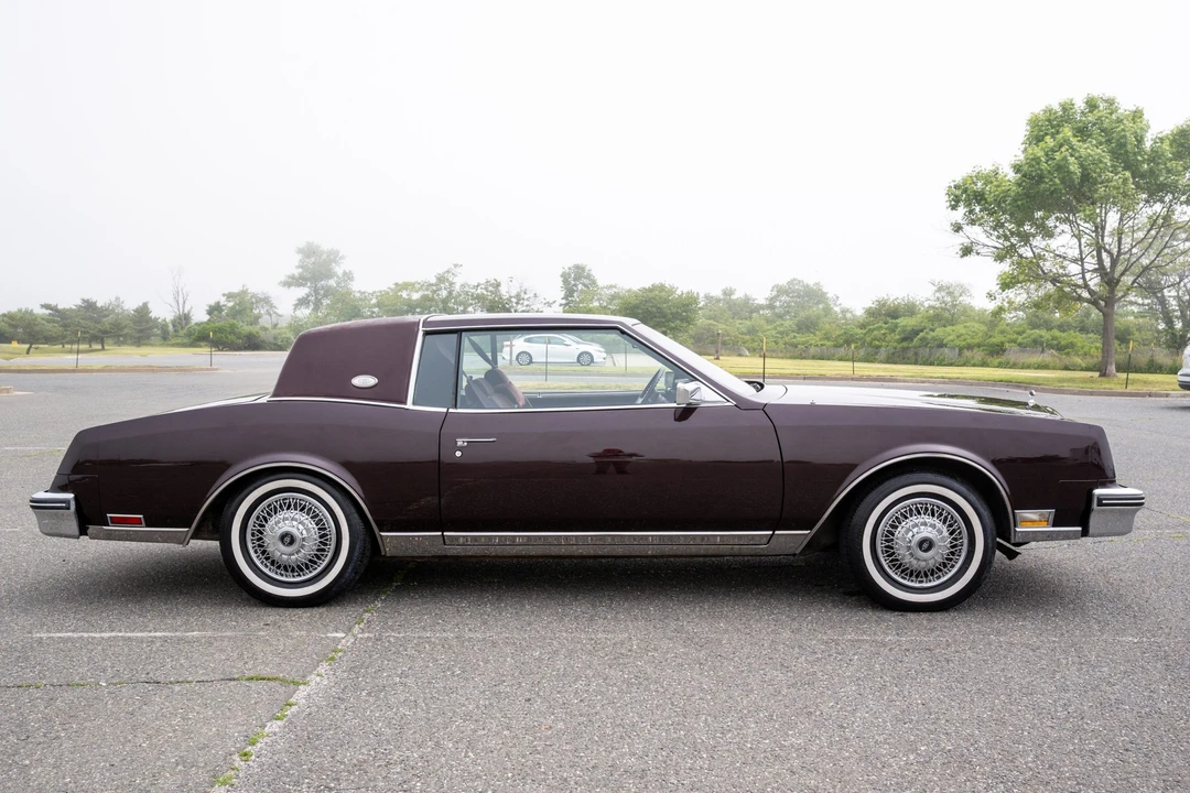 1985 Buick Riviera 4th-7th Gen - Image 5 of 31