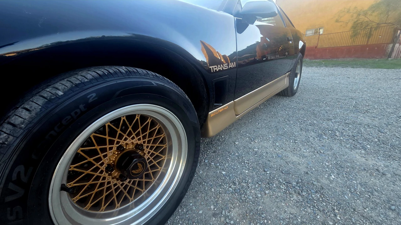 1985 Pontiac Firebird Trans Am 3rd Gen - Image 28 of 31