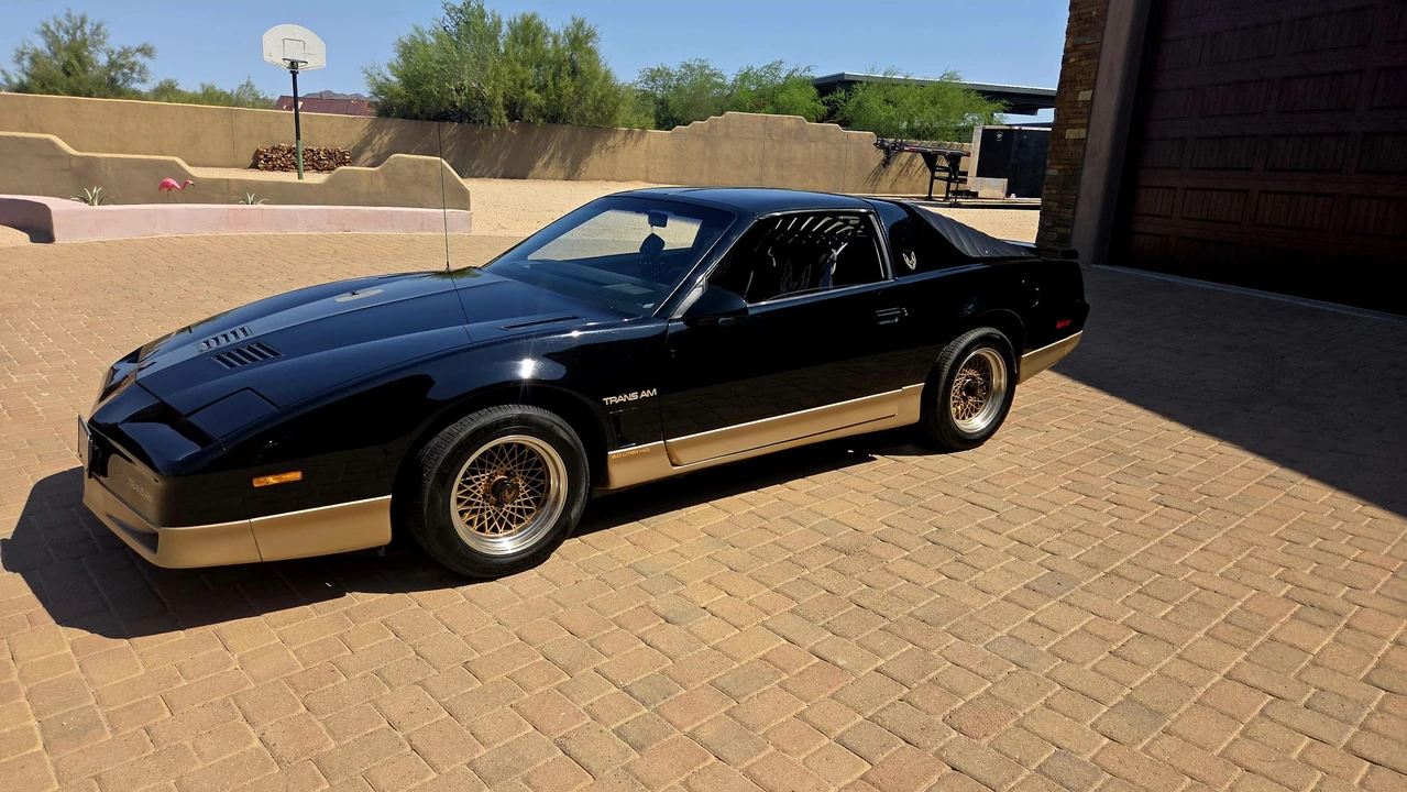 1985 Pontiac Firebird Trans Am 3rd Gen - Image 17 of 31