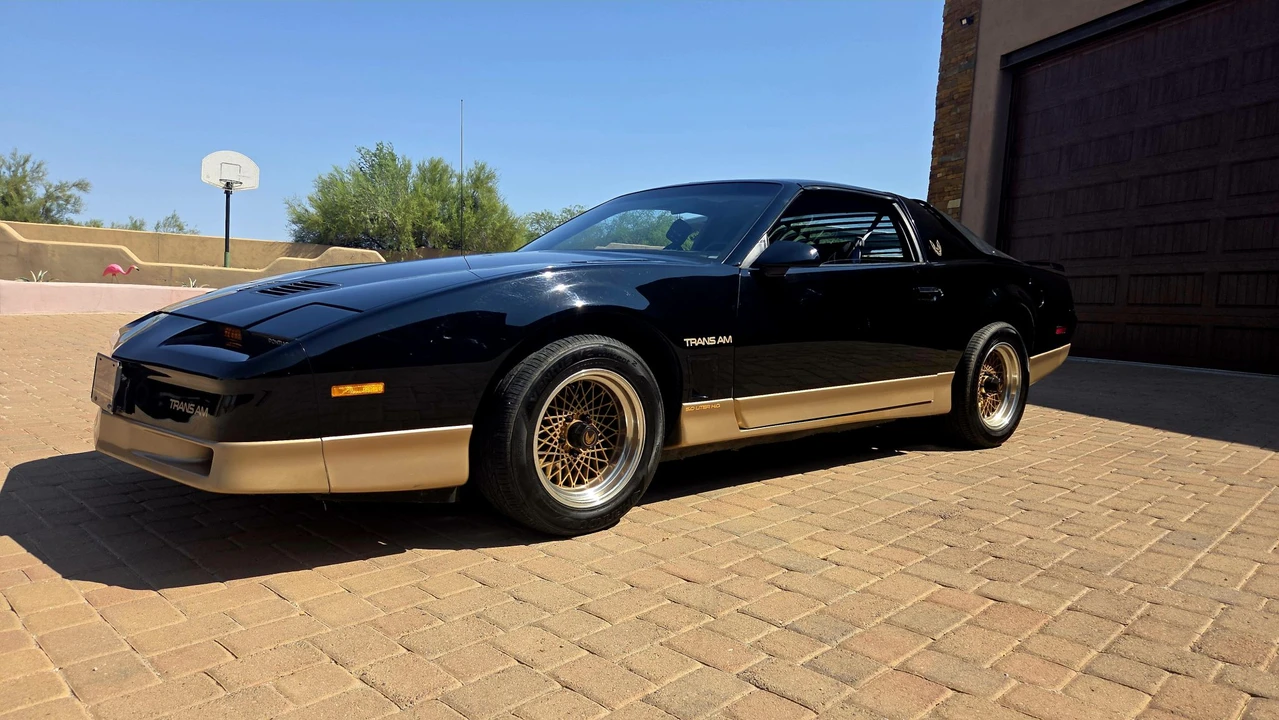 1985 Pontiac Firebird Trans Am 3rd Gen - Image 2 of 31