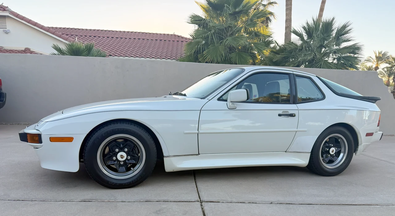 1985 Porsche 944 - Image 7 of 31