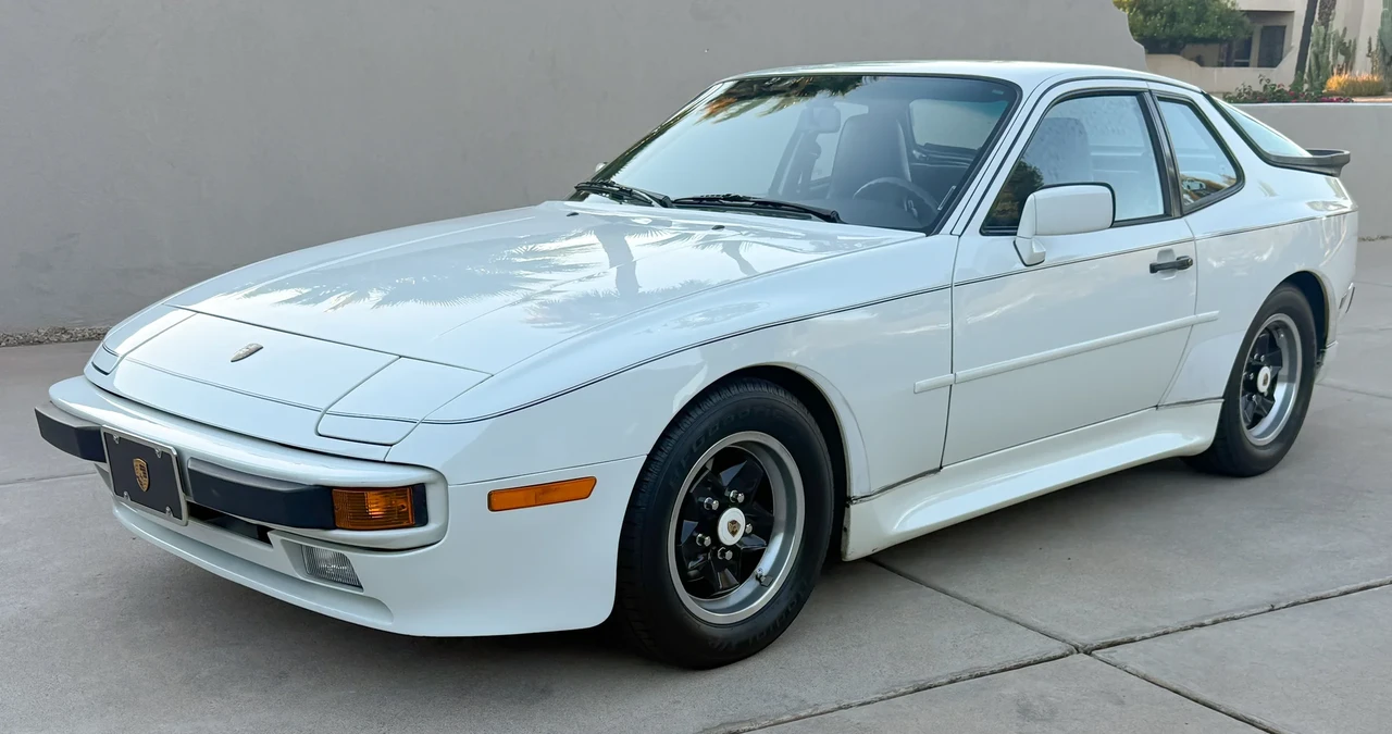 1985 Porsche 944 - Image 6 of 31
