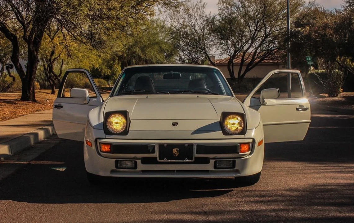 1985 Porsche 944 - Image 3 of 31