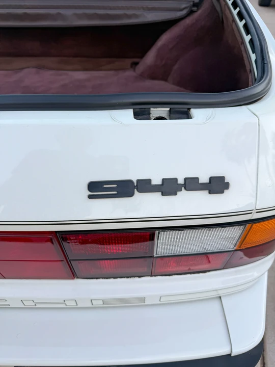 1985 Porsche 944 - Image 24 of 31