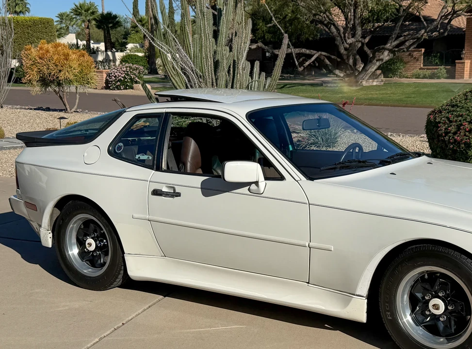 1985 Porsche 944 - Image 12 of 31