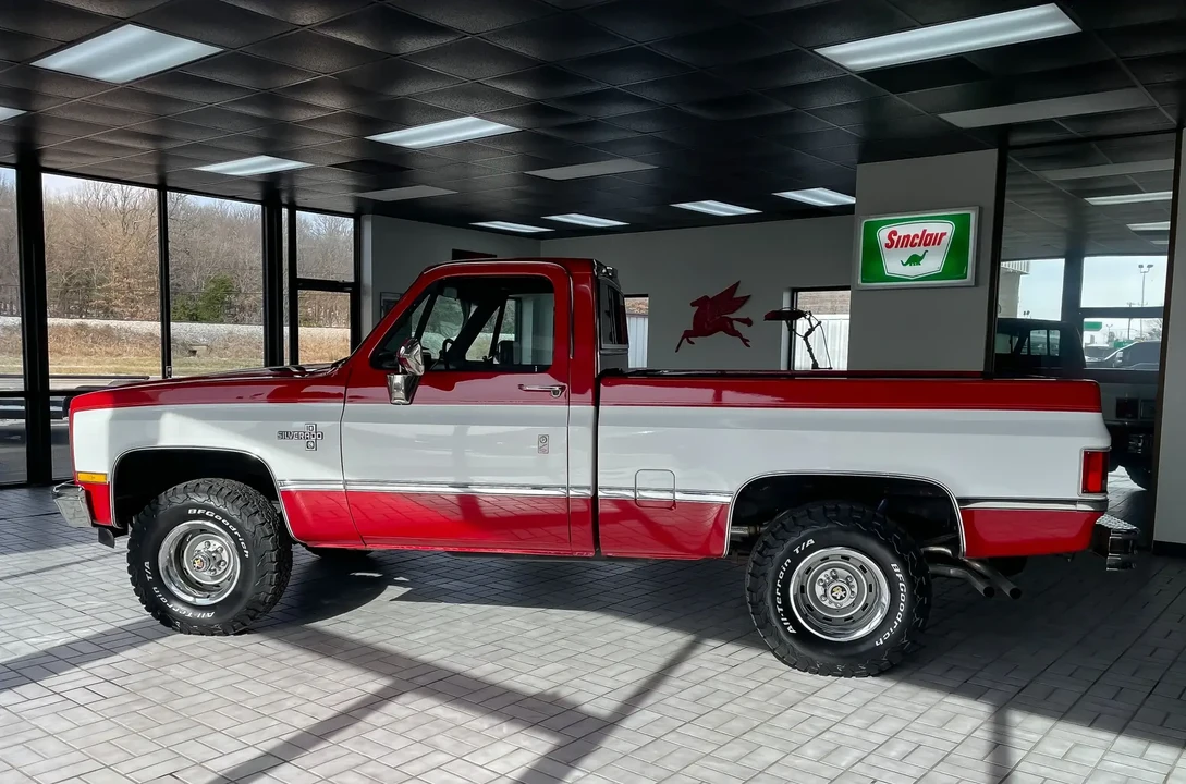 1987 Chevrolet Silverado - Image 6 of 6