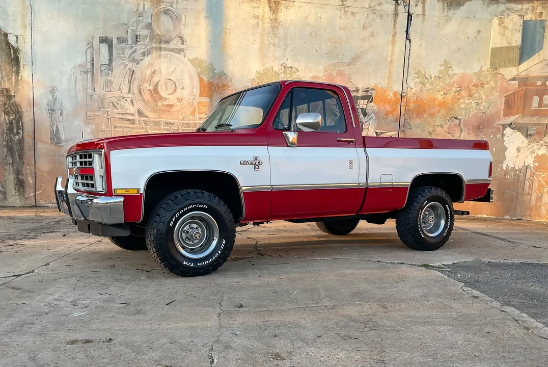 1987 Chevrolet Silverado - Image 4 of 6