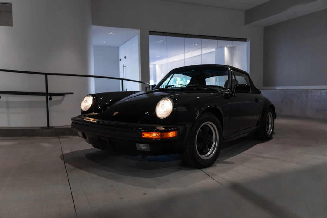 1987 Porsche 911 Carrera 3.2 - Image 3 of 31