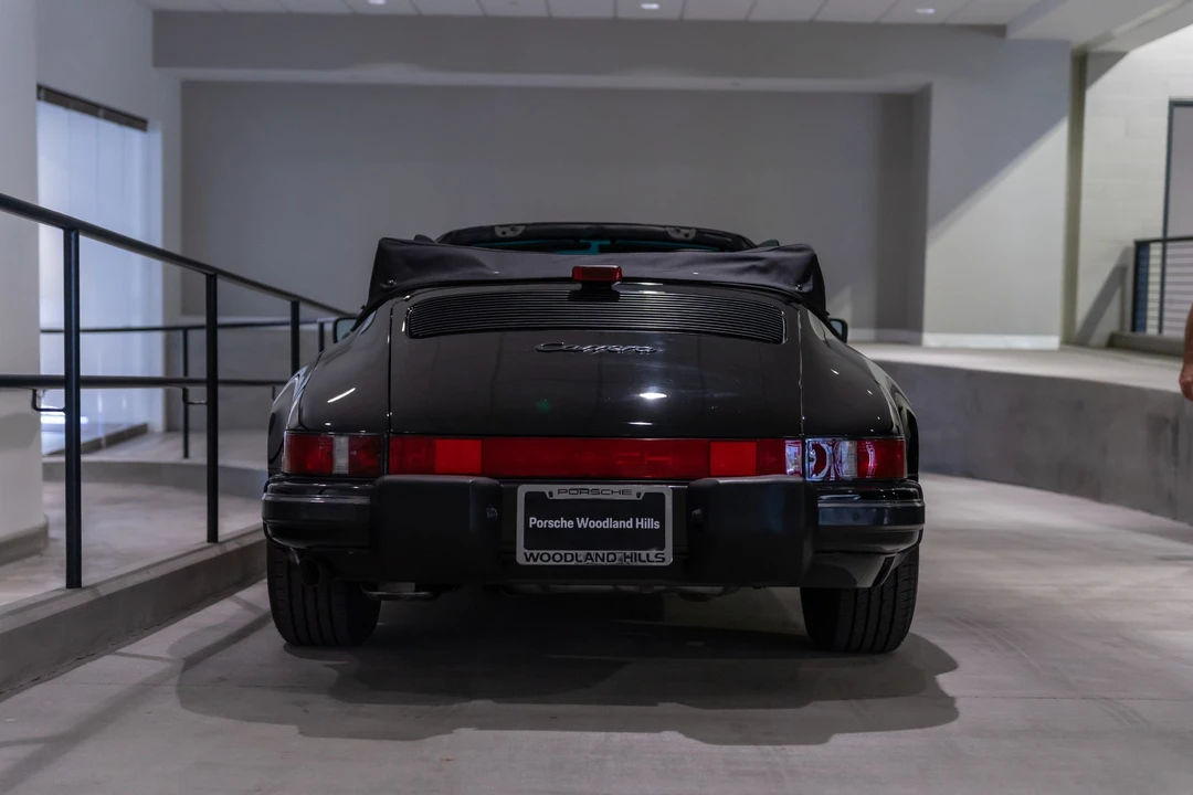 1987 Porsche 911 Carrera 3.2 - Image 11 of 31