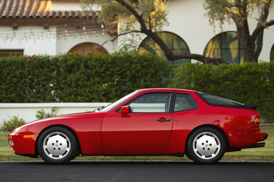 1987 Porsche 944 Turbo - Image 2 of 31