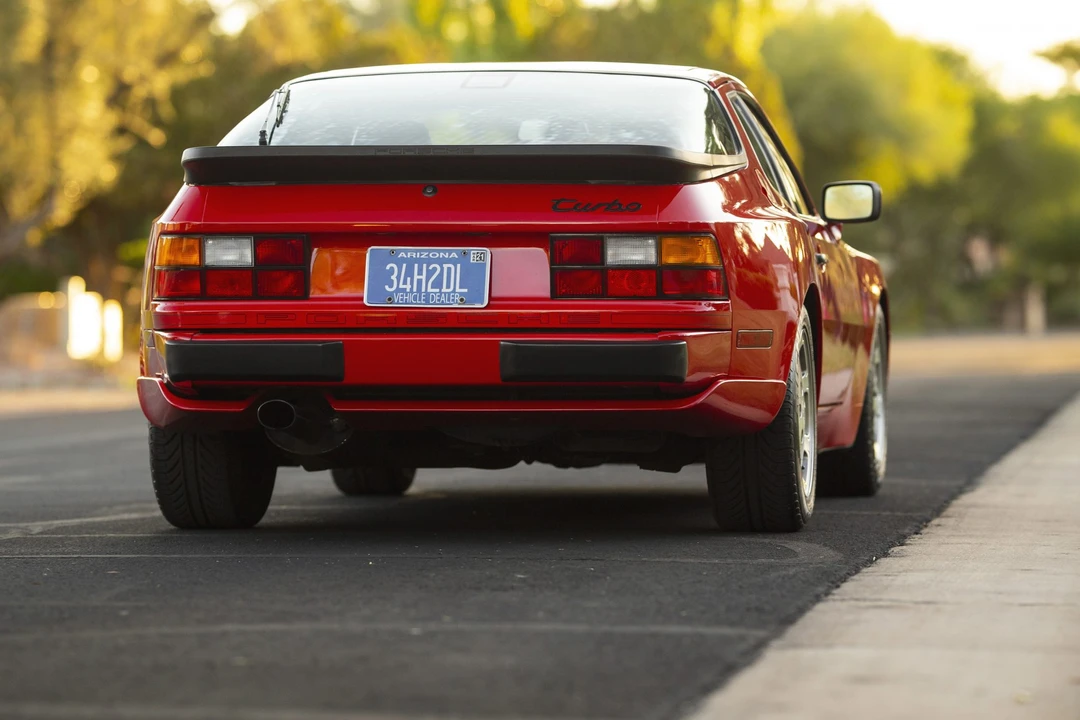 1987 Porsche 944 Turbo - Image 11 of 31