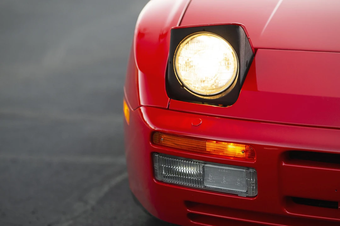 1987 Porsche 944 Turbo - Image 26 of 31