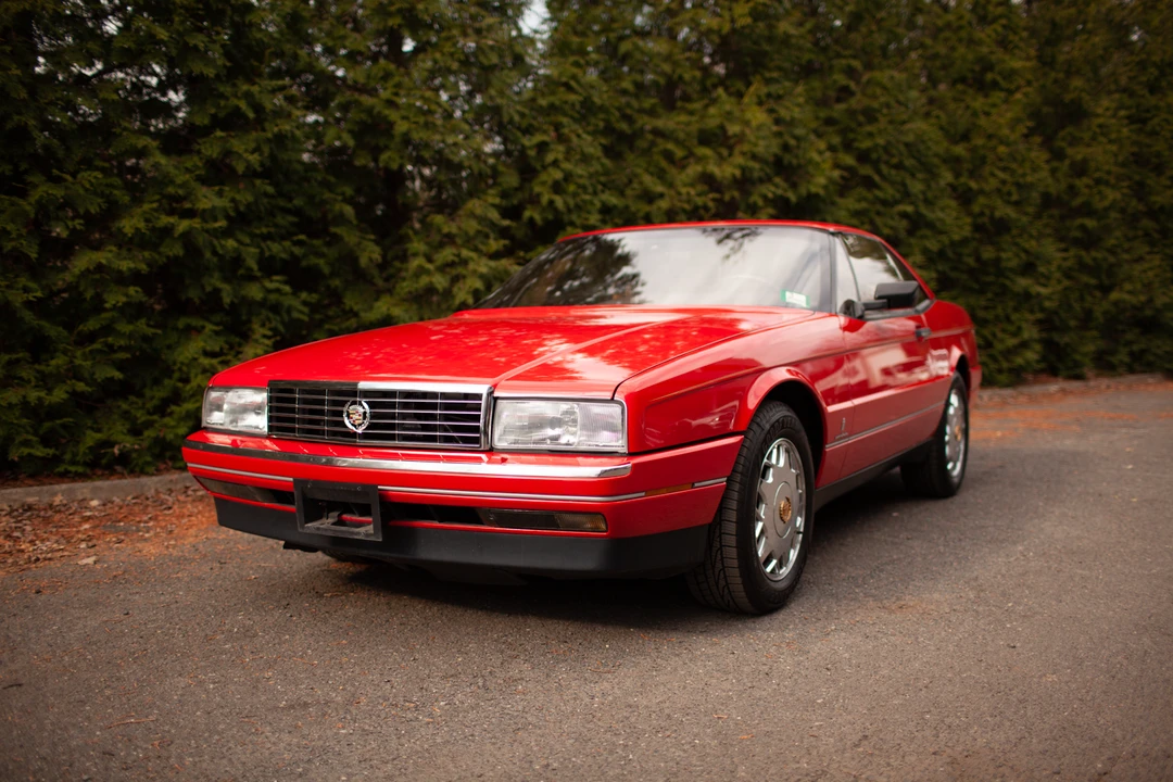 1988 Cadillac Allante - Image 10 of 31