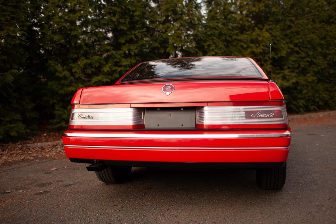 1988 Cadillac Allante - Image 12 of 31