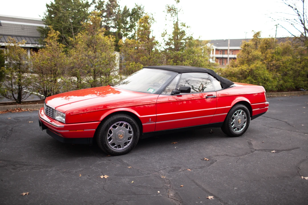 1988 Cadillac Allante - Image 5 of 31