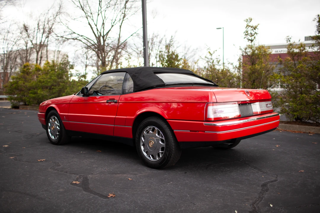 1988 Cadillac Allante - Image 7 of 31