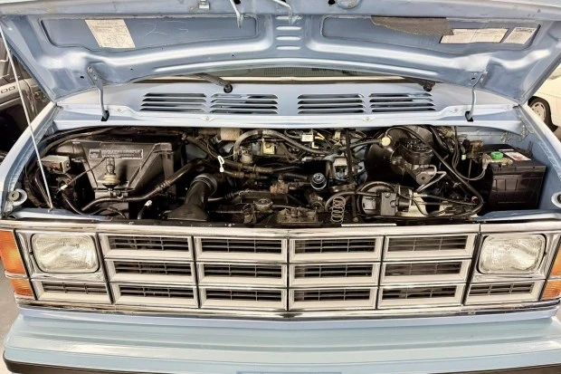 1988 Dodge Ram Van - Image 6 of 7