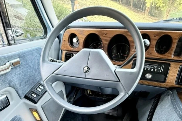 1988 Dodge Ram Van - Image 5 of 7