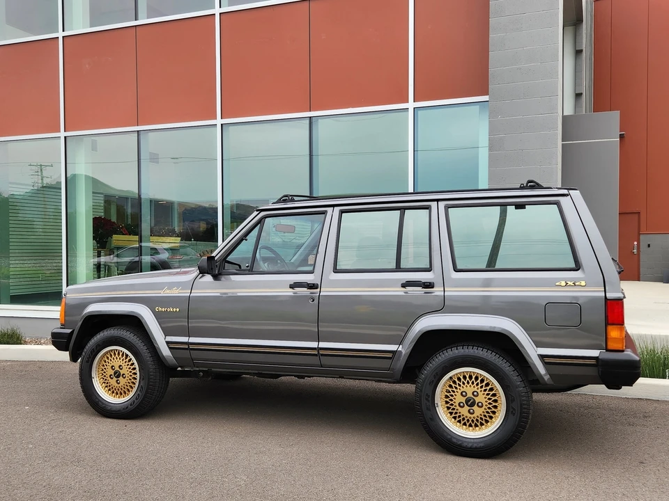 1988 Jeep XJ Cherokee - Image 14 of 31