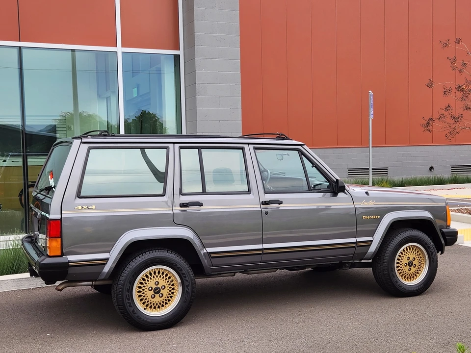 1988 Jeep XJ Cherokee - Image 24 of 31