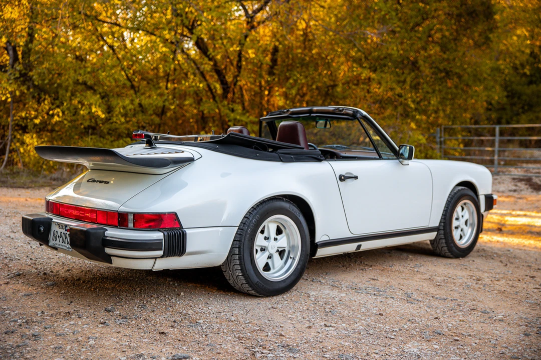 1988 Porsche 911 Carrera 3.2 - Image 20 of 31