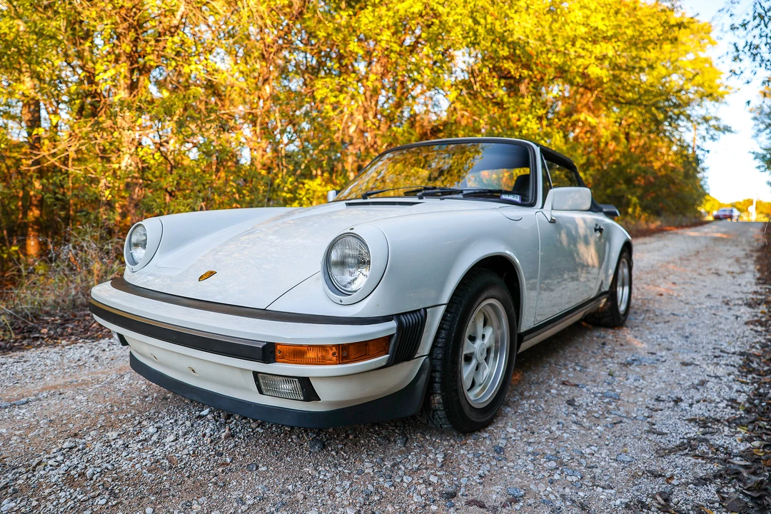 1988 Porsche 911 Carrera 3.2 - Image 25 of 31