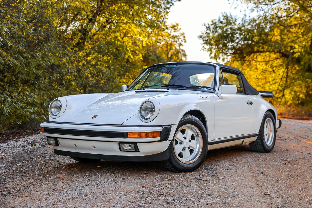 1988 Porsche 911 Carrera 3.2 - Image 27 of 31