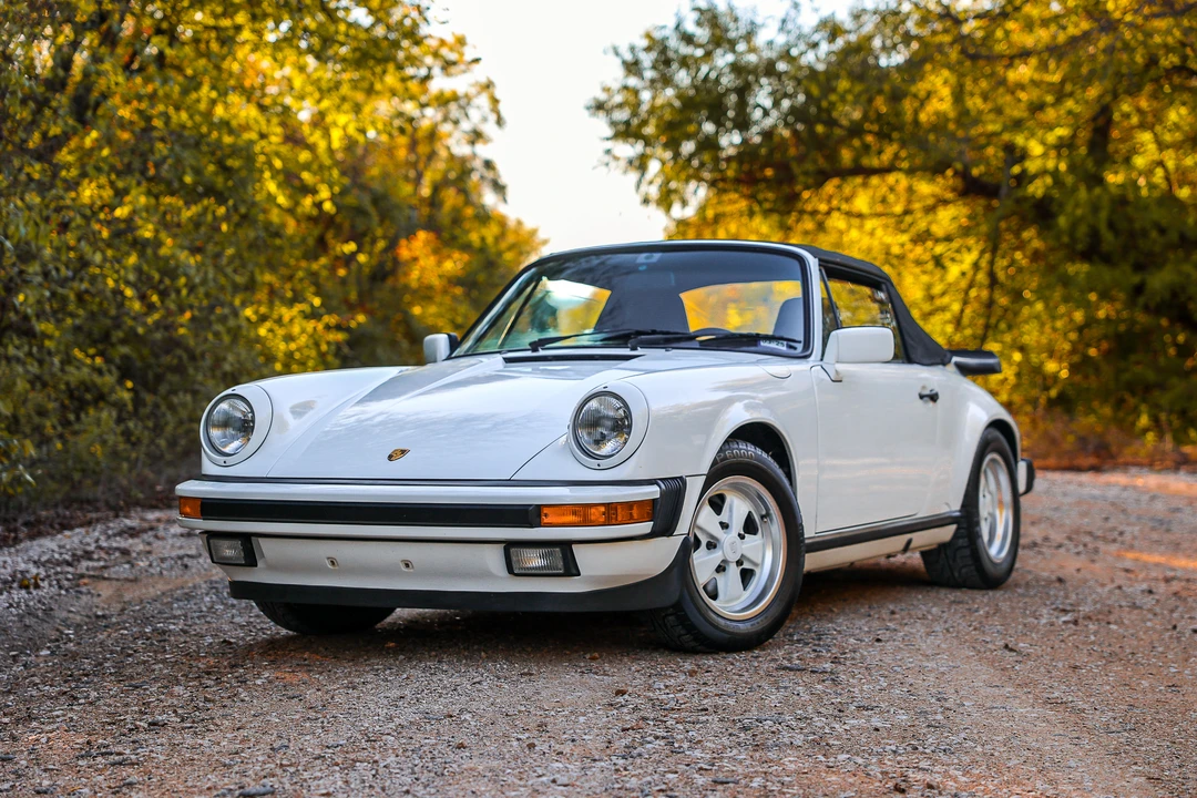 1988 Porsche 911 Carrera 3.2 - Image 30 of 31
