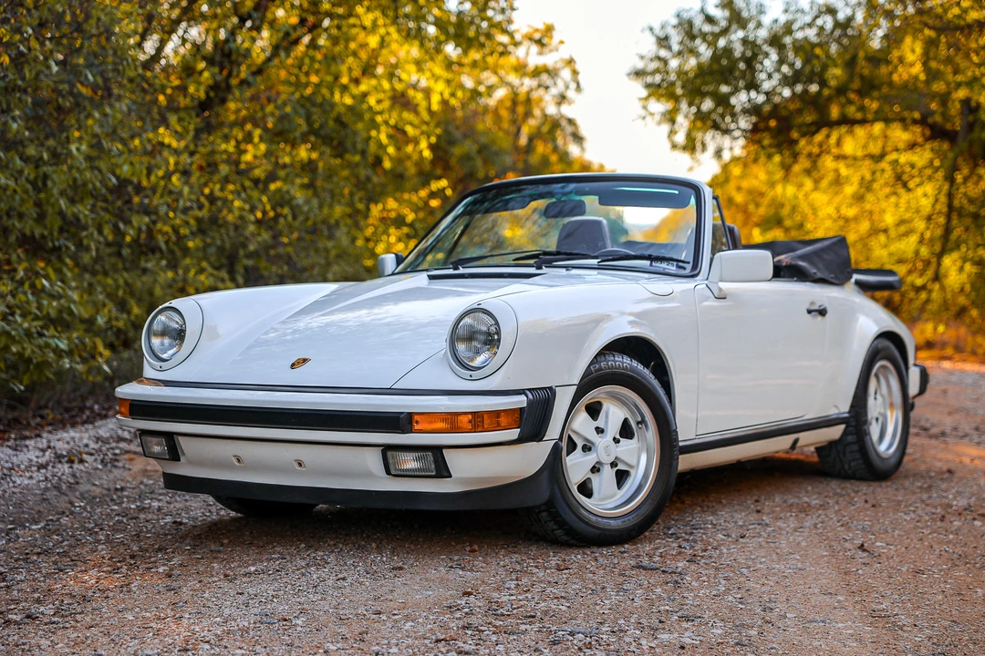 1988 Porsche 911 Carrera 3.2 - Image 8 of 31