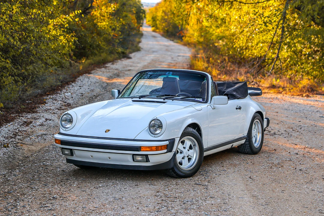 1988 Porsche 911 Carrera 3.2 - Image 12 of 31
