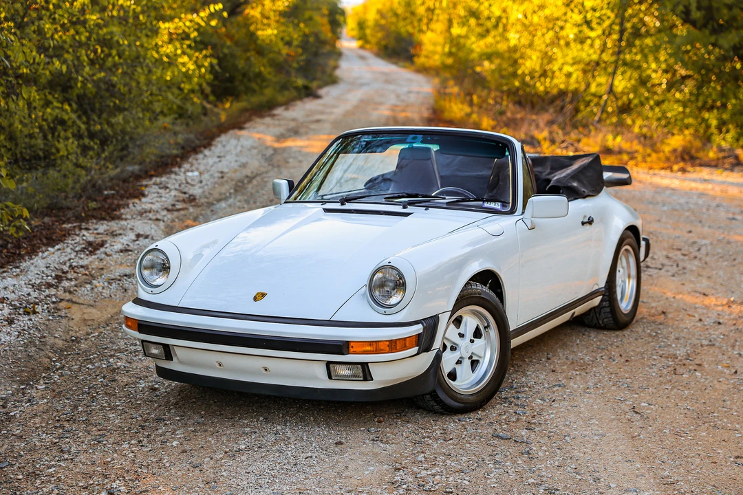 1988 Porsche 911 Carrera 3.2 - Image 14 of 31