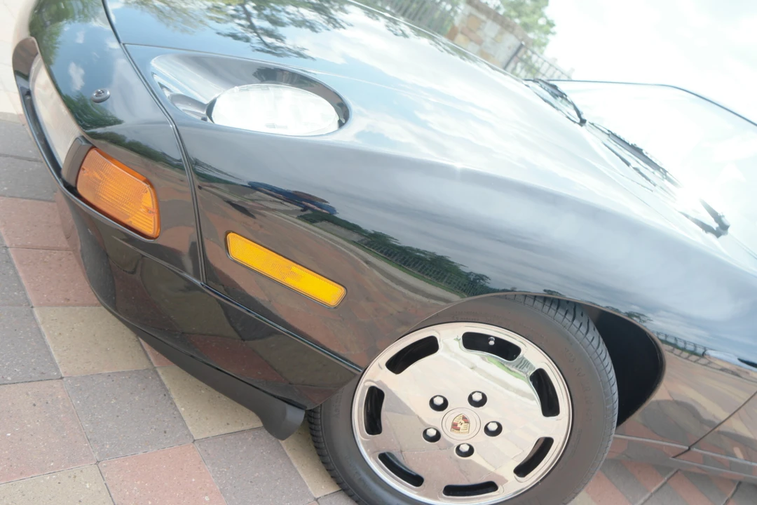 1988 Porsche 928 S4 - Image 25 of 31