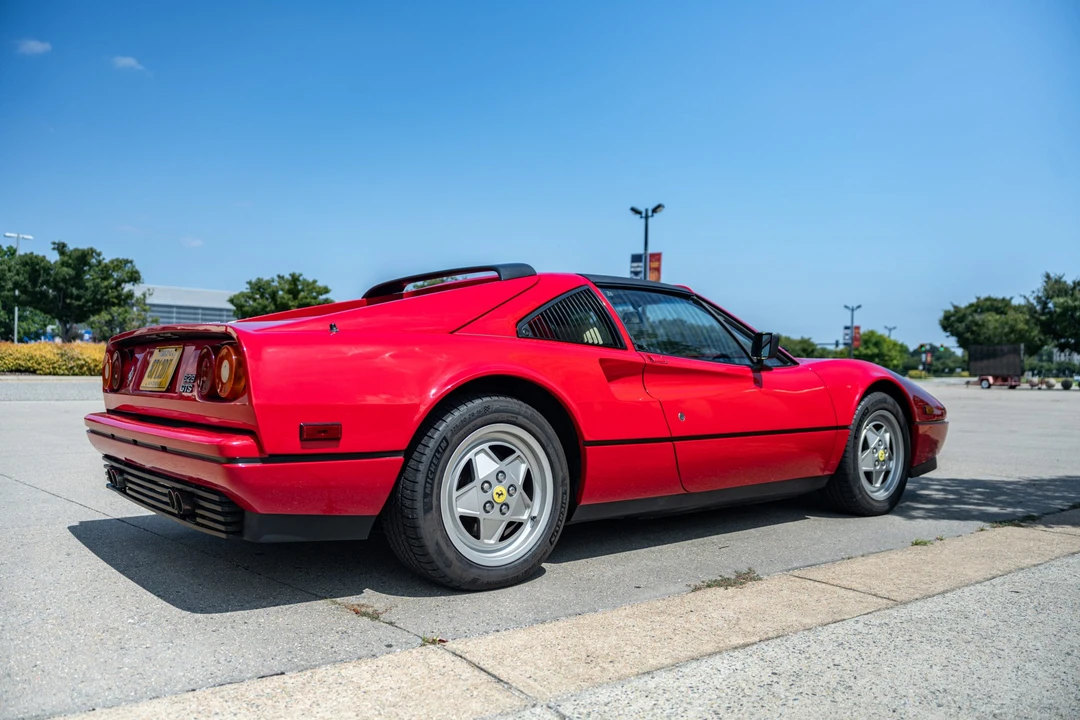 1988 Ferrari 328 GTS - Image 9 of 31