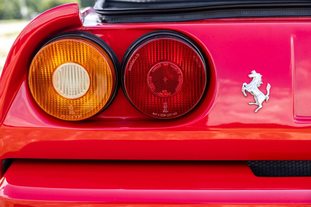 1988 Ferrari 328 GTS - Image 18 of 31