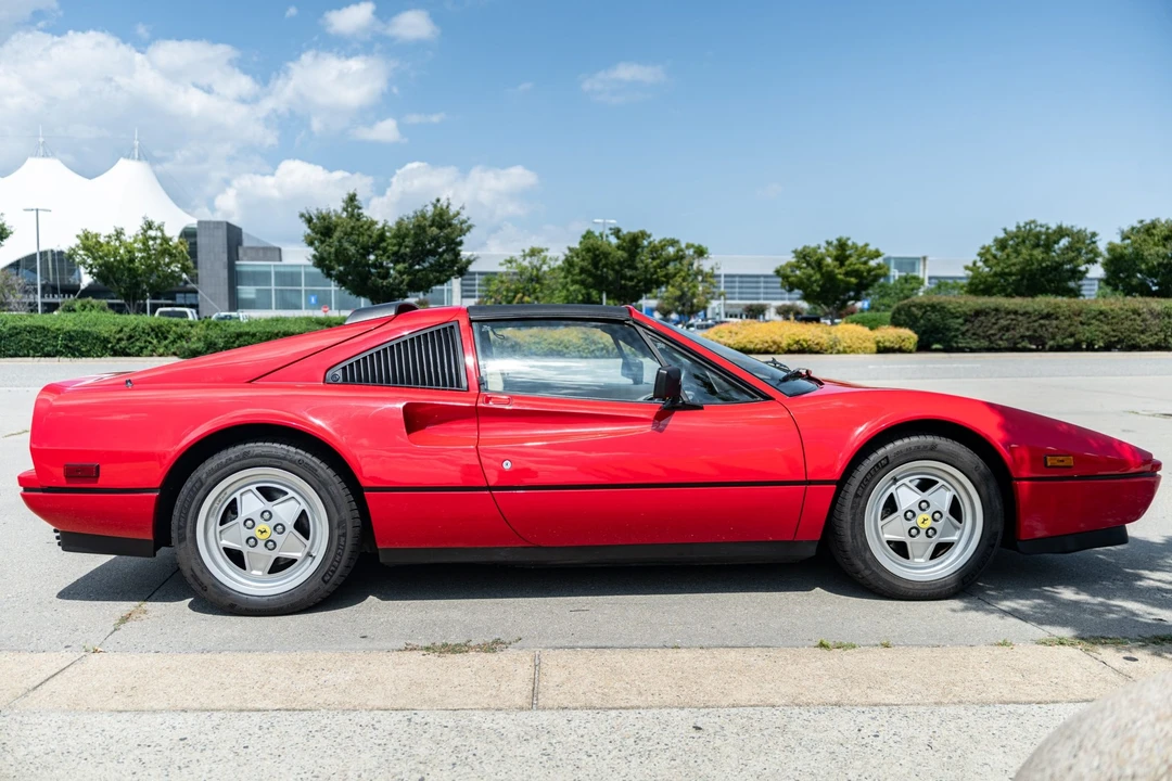 1988 Ferrari 328 GTS - Image 12 of 31