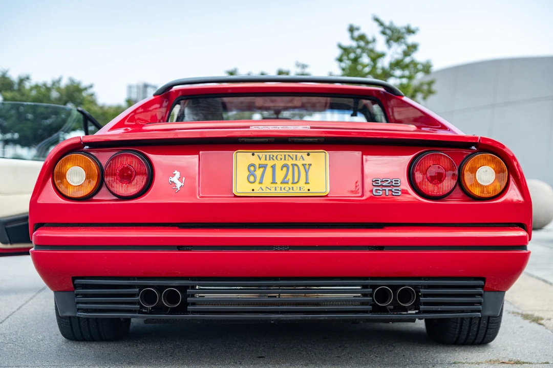 1988 Ferrari 328 GTS - Image 17 of 31