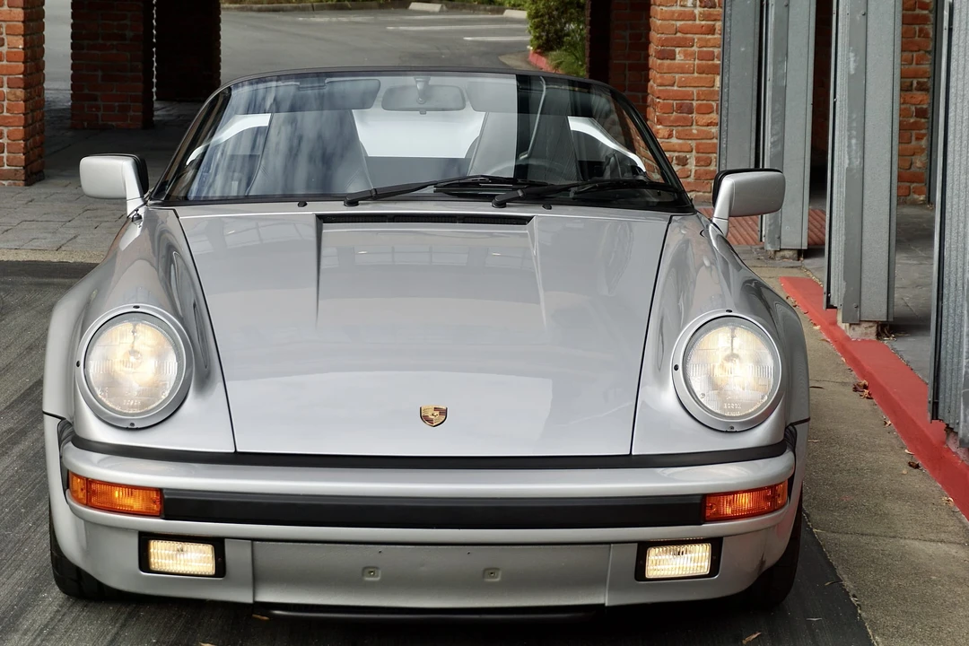 1989 Porsche 911 Carrera 3.2 - Image 14 of 31