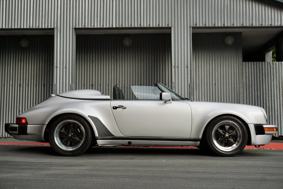 1989 Porsche 911 Carrera 3.2 - Image 27 of 31