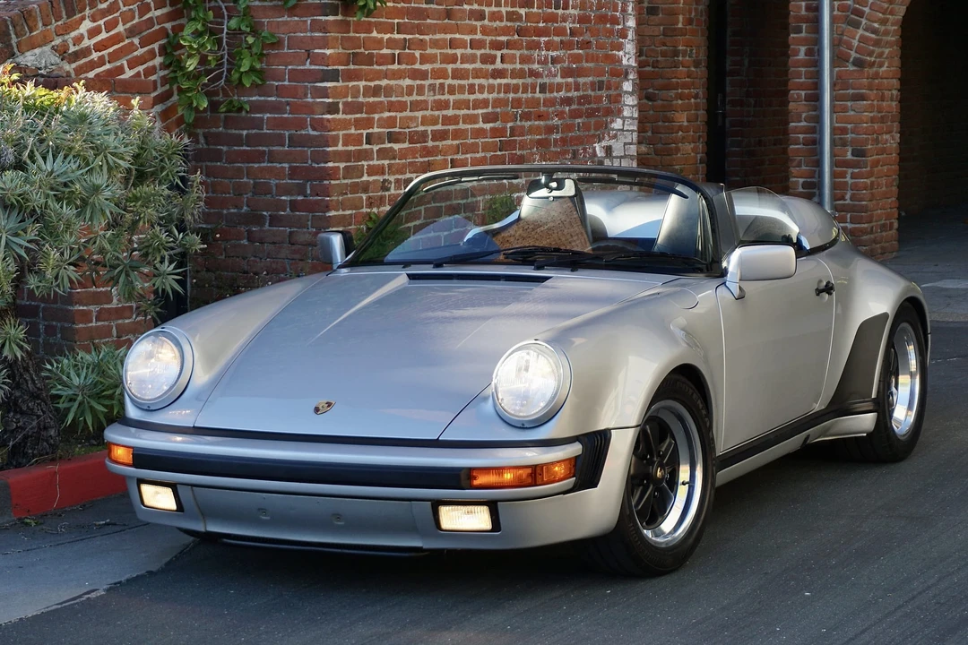 1989 Porsche 911 Carrera 3.2 - Image 7 of 31